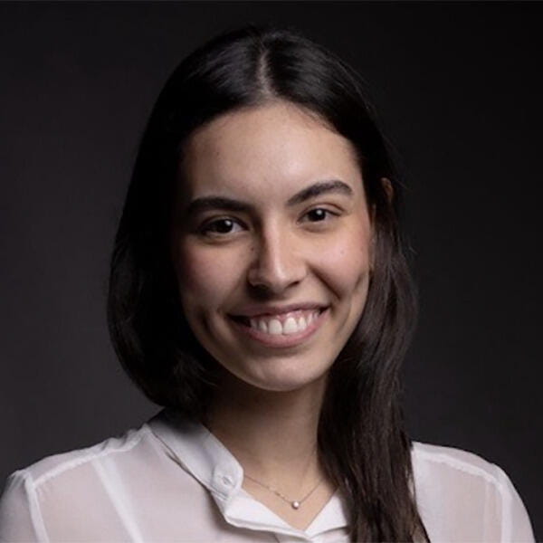 avenues_sp_alumni_anaberger