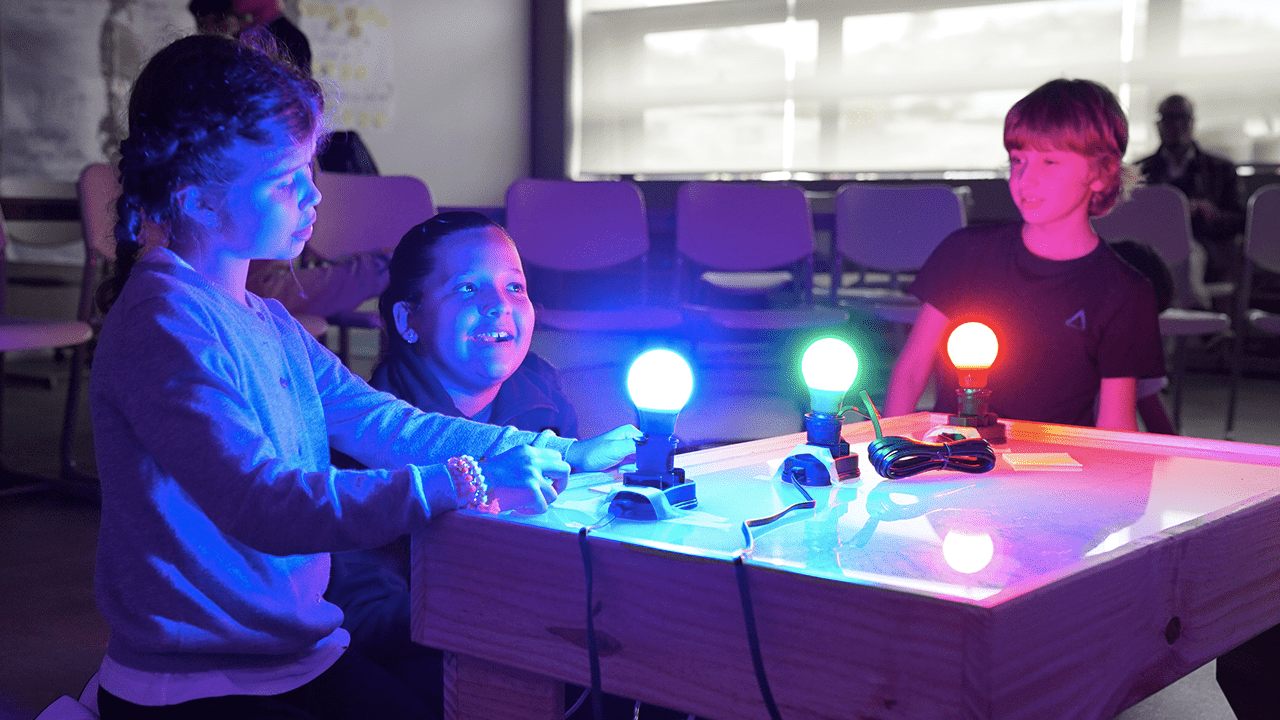 Avenues | Sparking Interest and Building Skills: How Young Students Thrive Through Project-Based Learning - sparking-interest-and-building-skills-how-young-students-thrive-through-project-based-learning