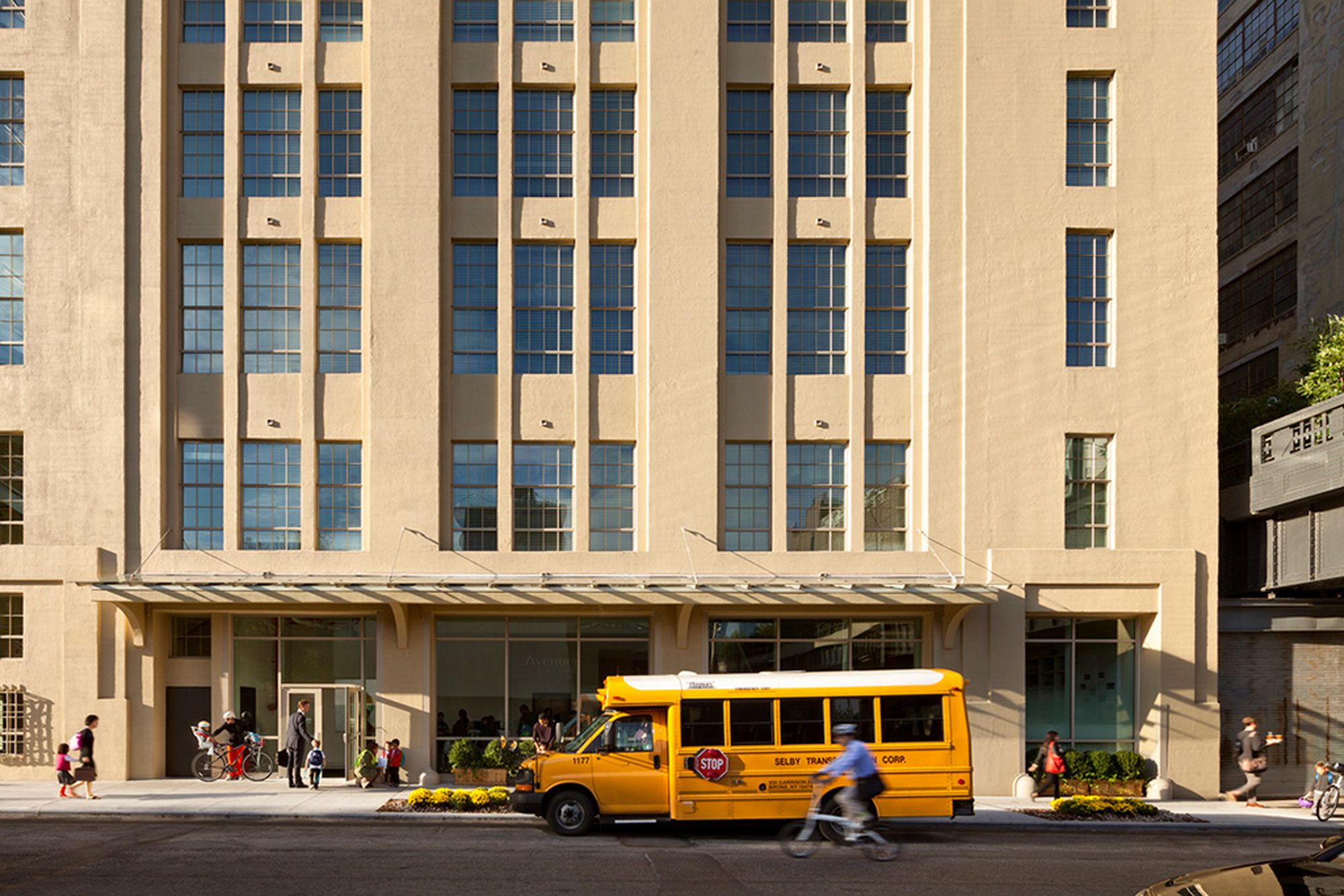 Avenues The World School